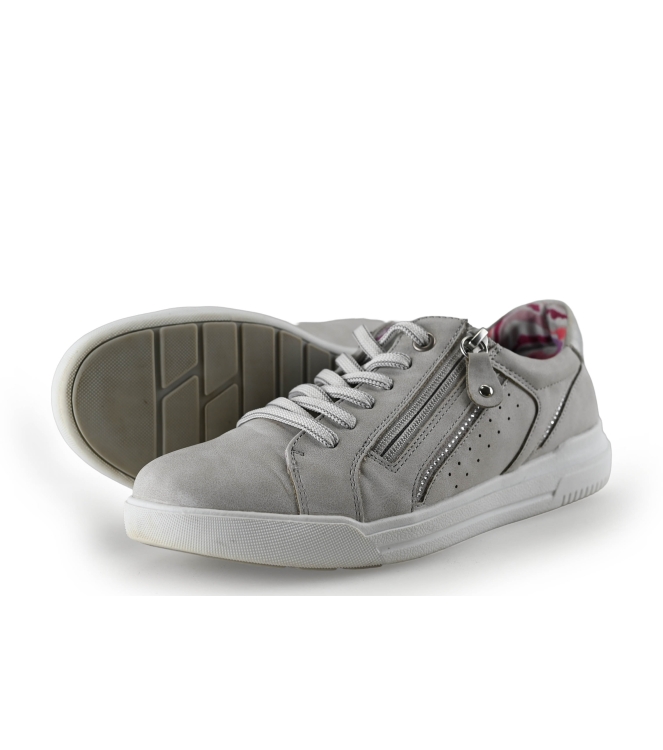 95rock Sneakers
