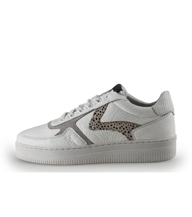 Maruti Sneakers