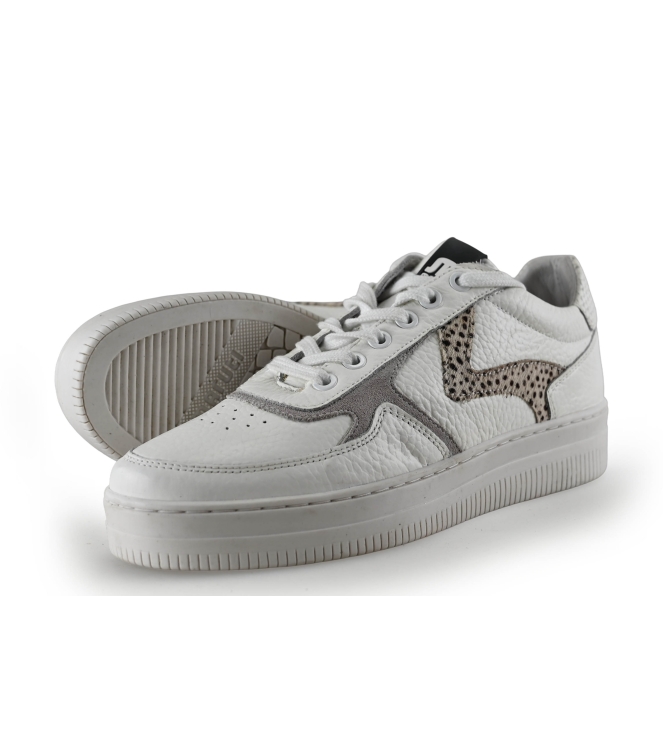 Maruti Sneakers