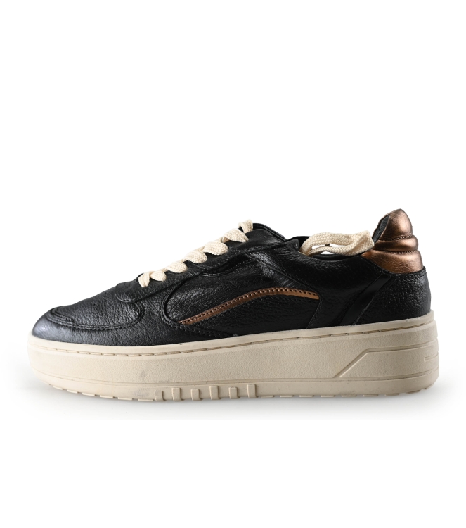 Manfield Sneakers