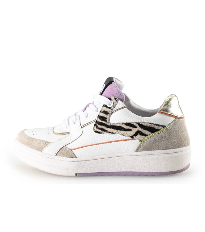 Maruti Sneakers