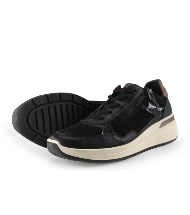 Ara Sneakers