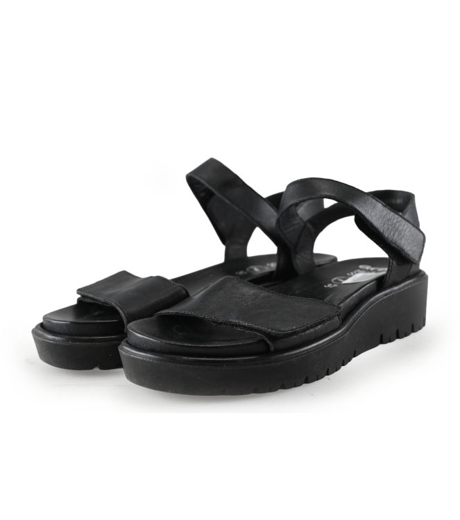 Ara Sandalen
