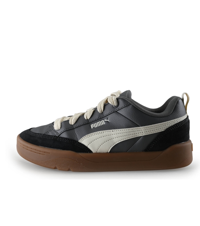 Puma Sneakers