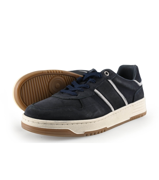 No Stress Sneakers