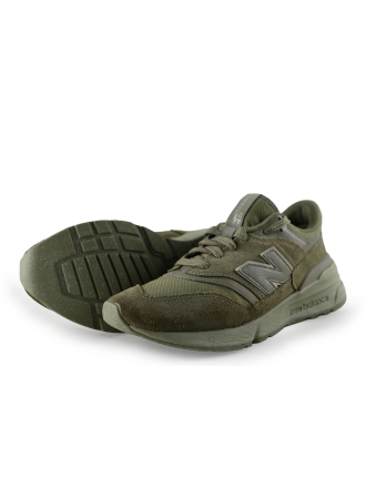 New Balance Sneakers