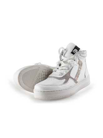 We Hoge sneakers