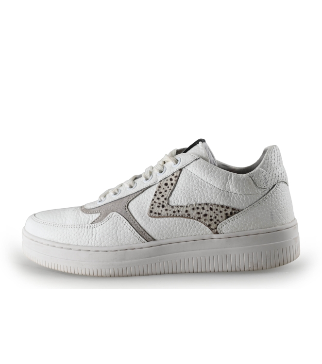 Maruti Sneakers