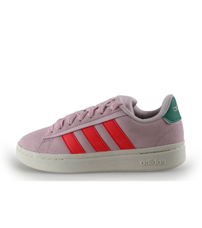 Adidas Sneakers