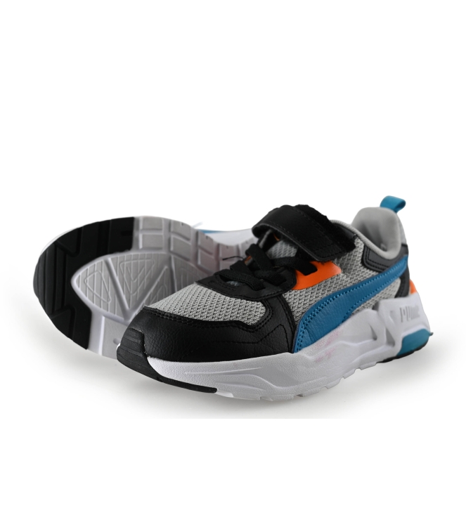 Puma Sneakers