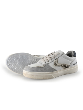 Maruti Sneakers