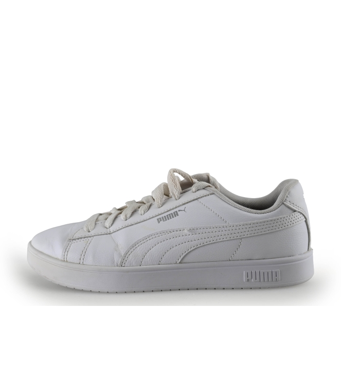 Puma Sneakers