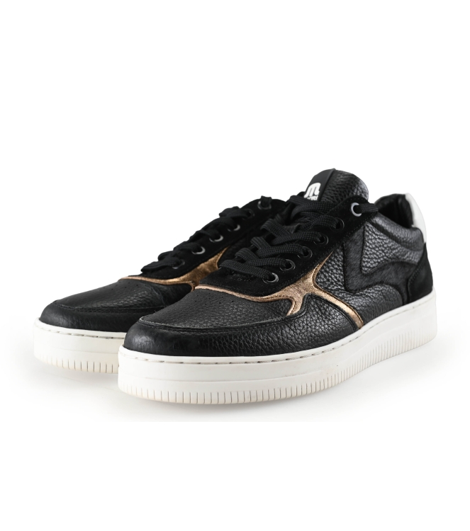 Maruti Sneakers