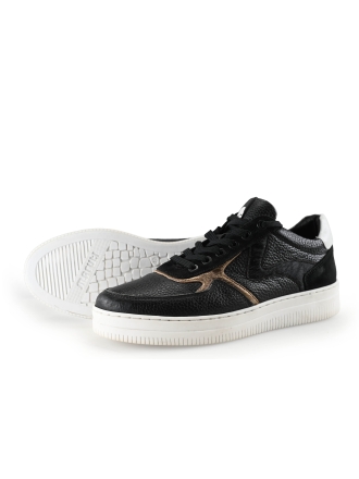 Maruti Sneakers