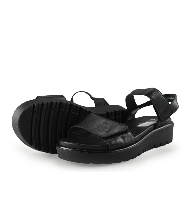 Ara Sandalen