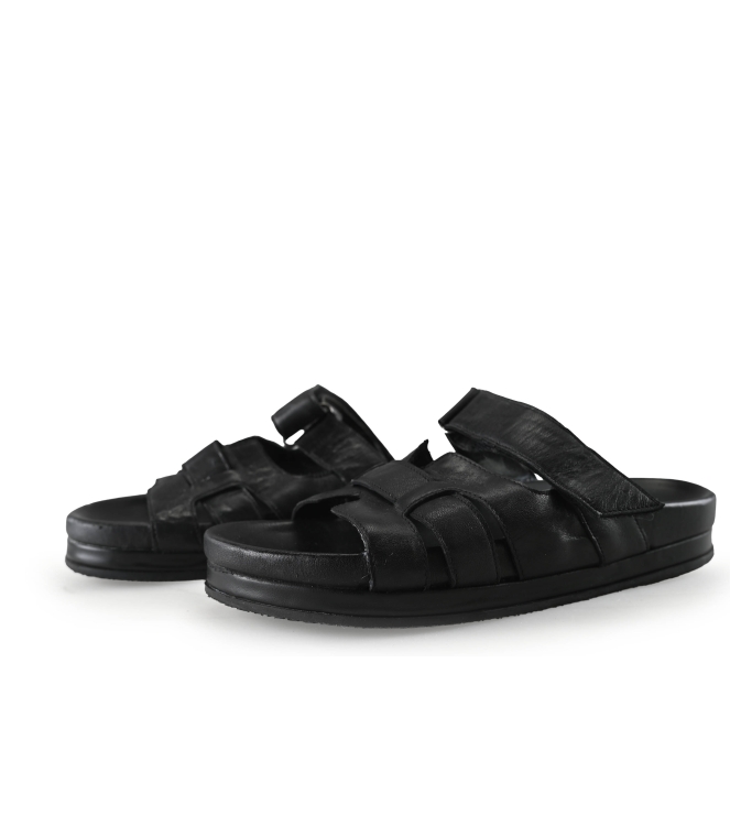 Nelson Slippers