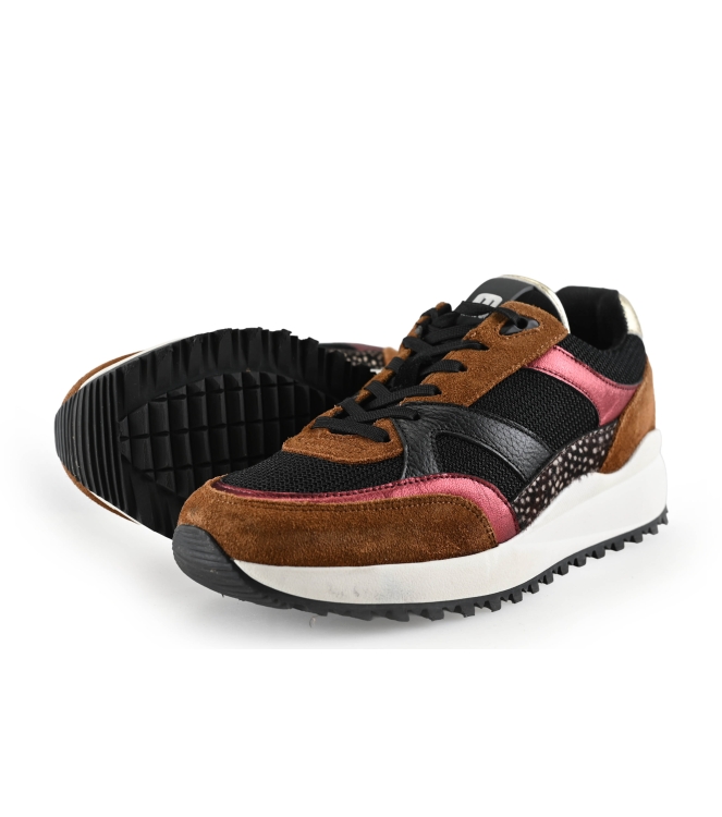 Maruti Sneakers
