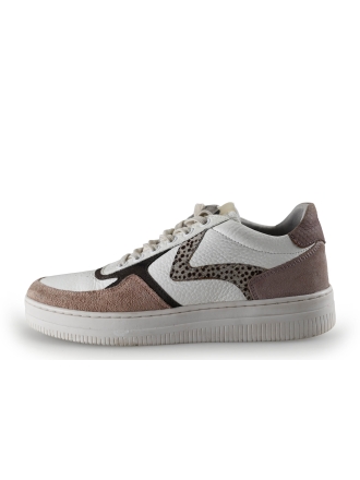 Maruti Sneakers