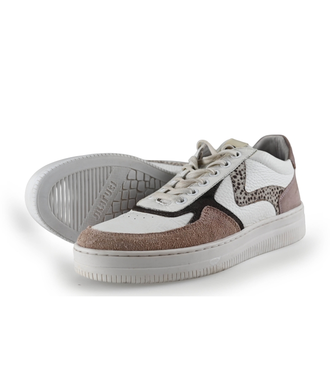 Maruti Sneakers