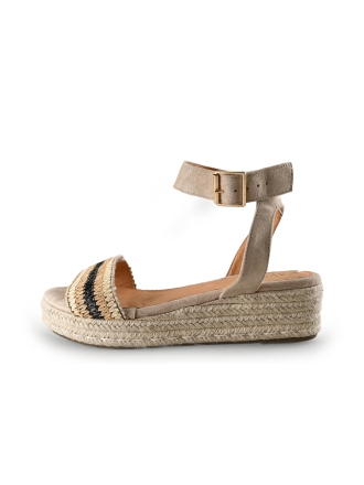 Ayana Sandalen