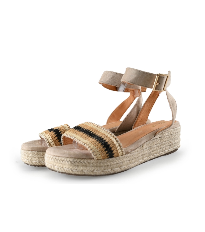 Ayana Sandalen