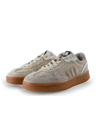 Maruti Sneakers