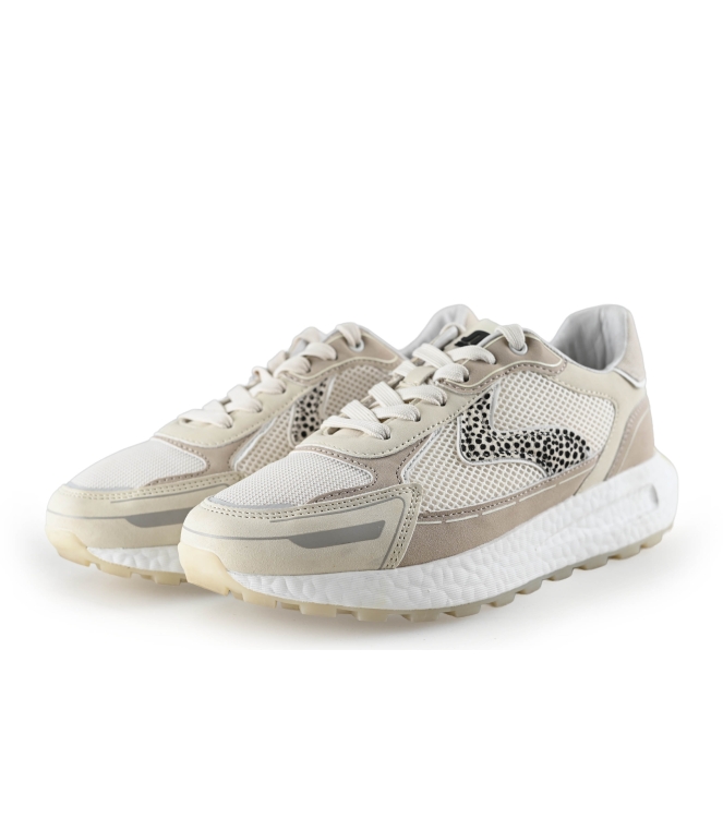 Maruti Sneakers