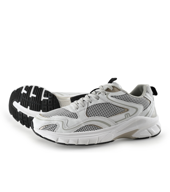 Maruti Sneakers