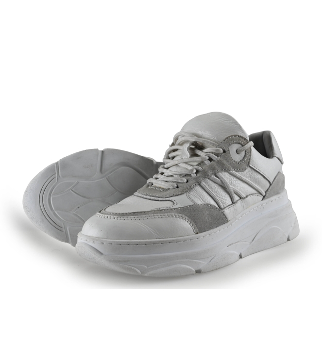 Omoda Sneakers