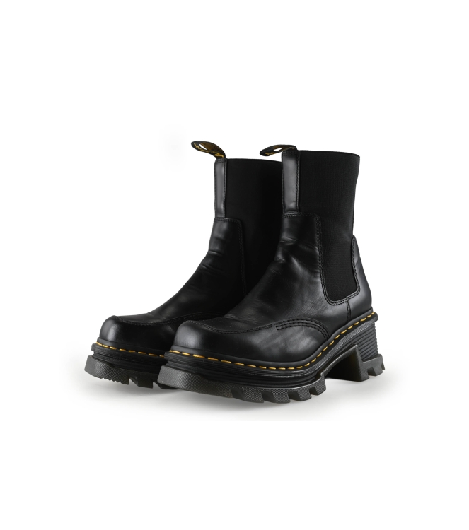 Dr Martens Chelsea boots