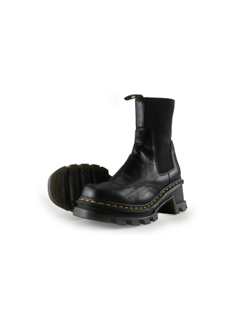 Dr Martens Chelsea boots