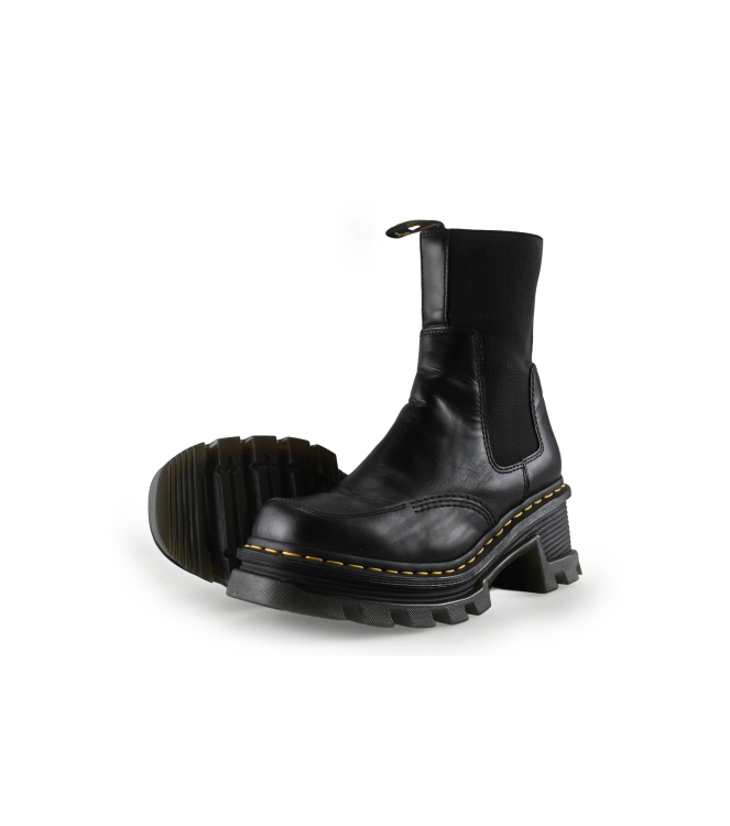 Dr Martens Chelsea boots