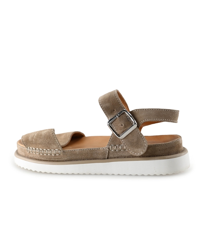 Ayana Sandalen