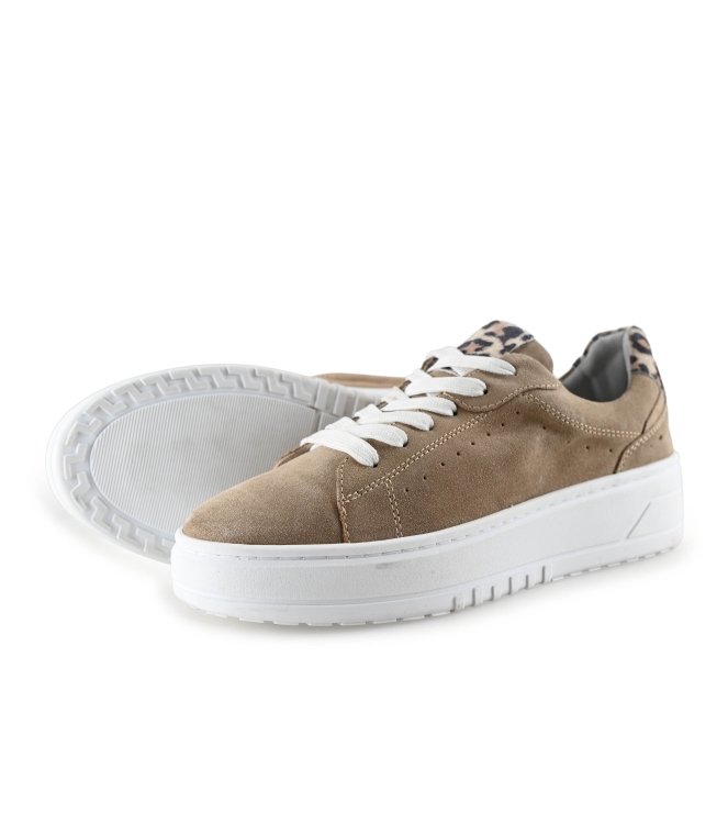 Blasz Sneakers