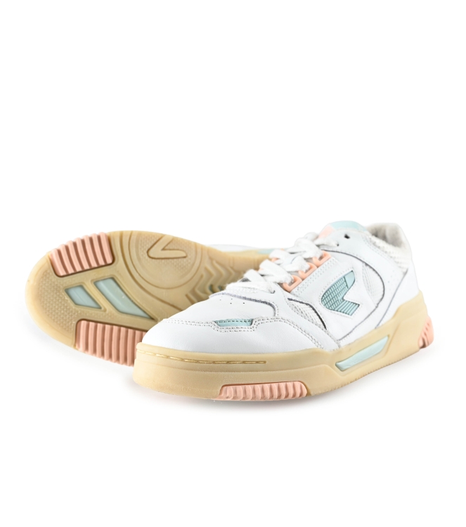Hub Sneakers