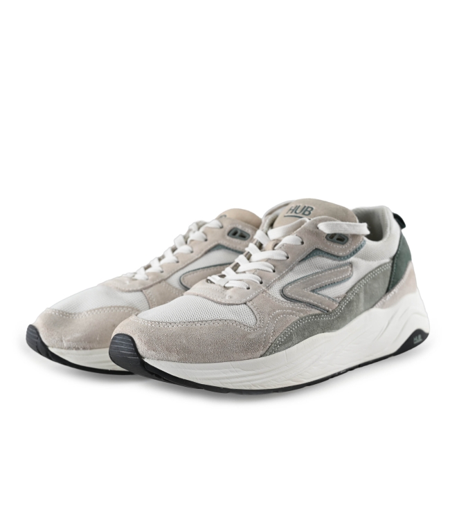 Hub Sneakers