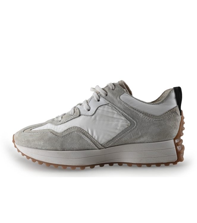 Omoda Sneakers