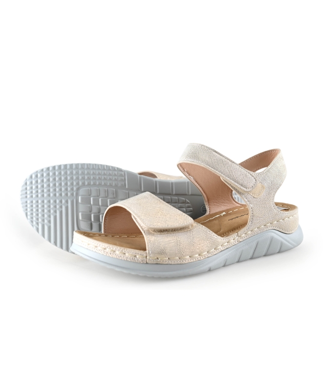 Cha Sandalen