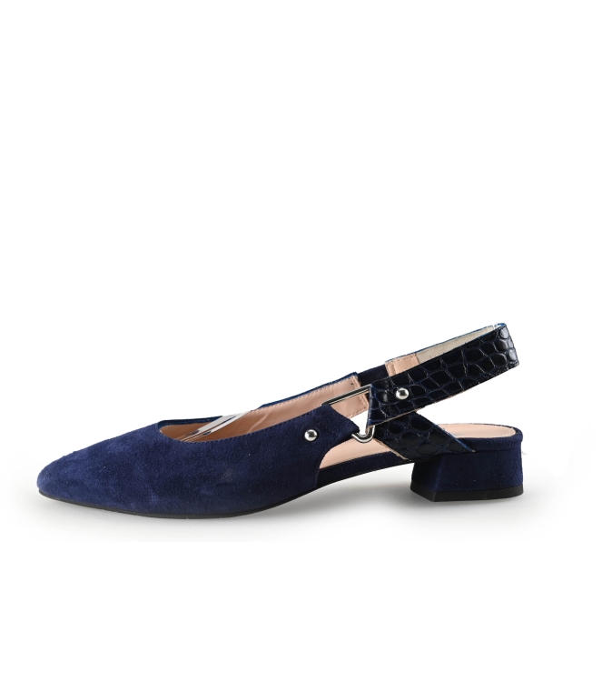 Pretty Little Thing Slingbacks