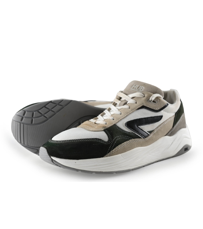 Hub Sneakers