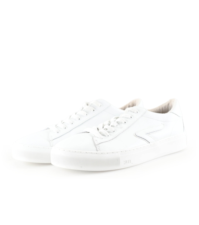 Hub Sneakers