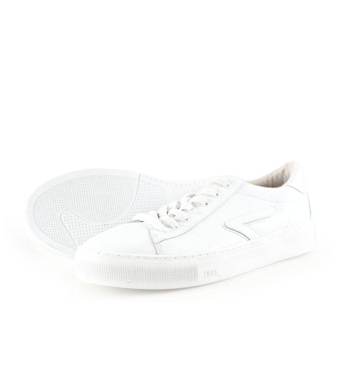 Hub Sneakers