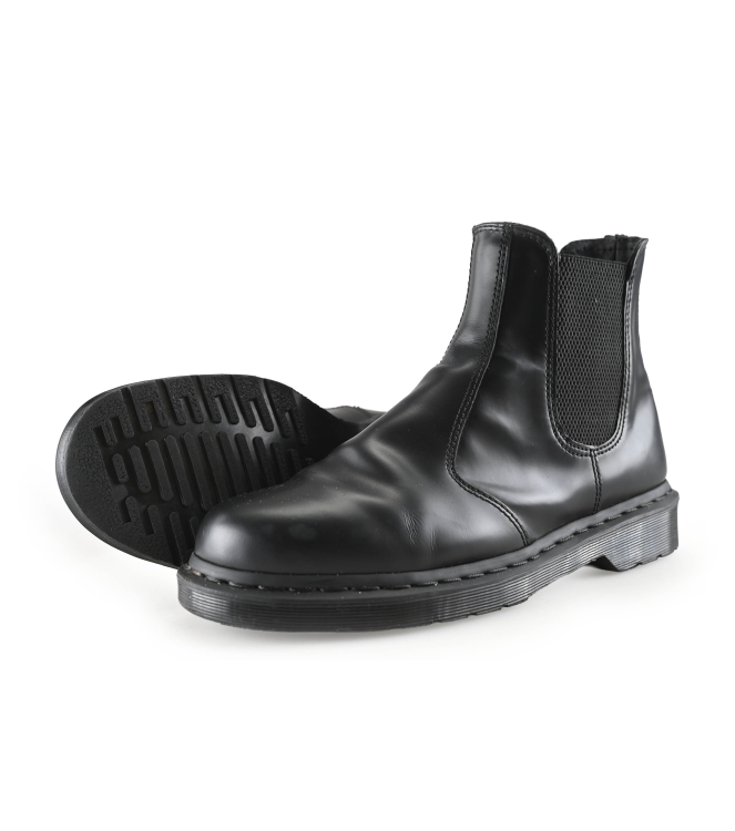 Dr Martens Chelsea boots