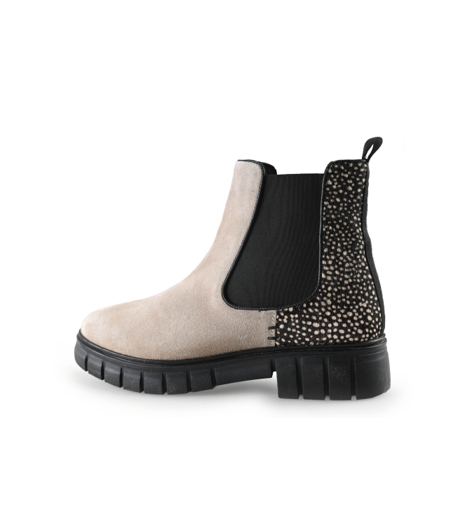 Maruti Chelsea boots