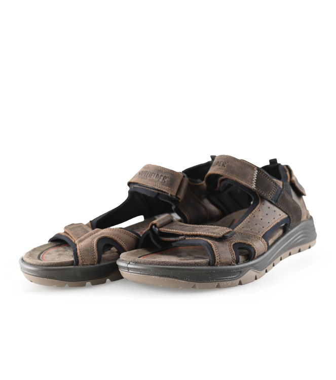 Outfielder Sandalen