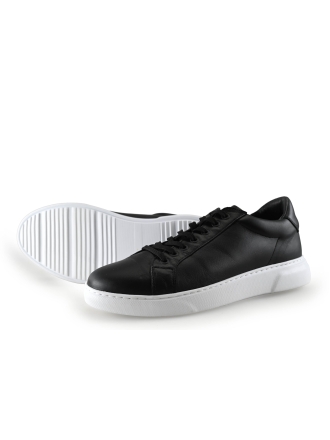 Manfield Sneakers