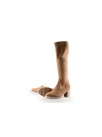 Nathan-baume Laarzen