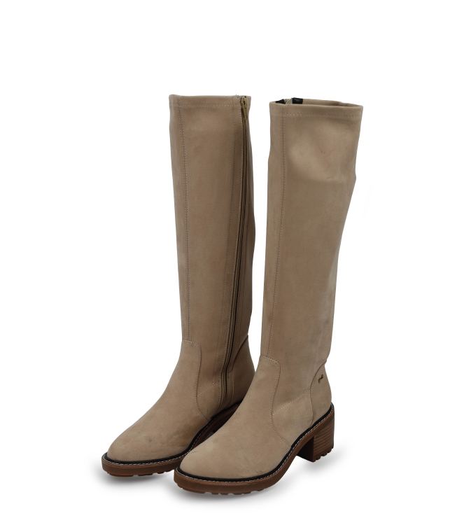 Nathan-baume Laarzen