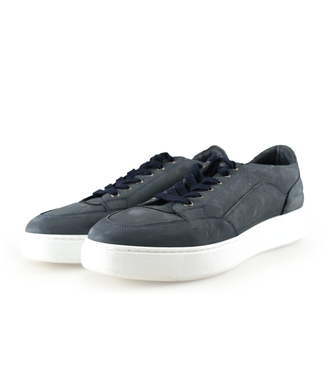 Manfield Sneakers
