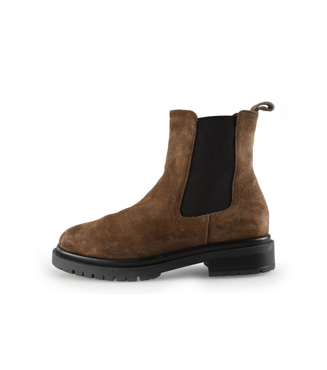 Nelson Chelsea boots